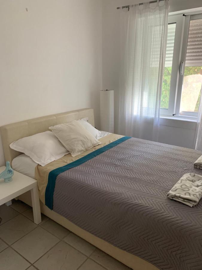 Apartman Ana Zeleni Pojas 바르 외부 사진